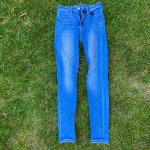 American Eagle high wasted blue jean jegging